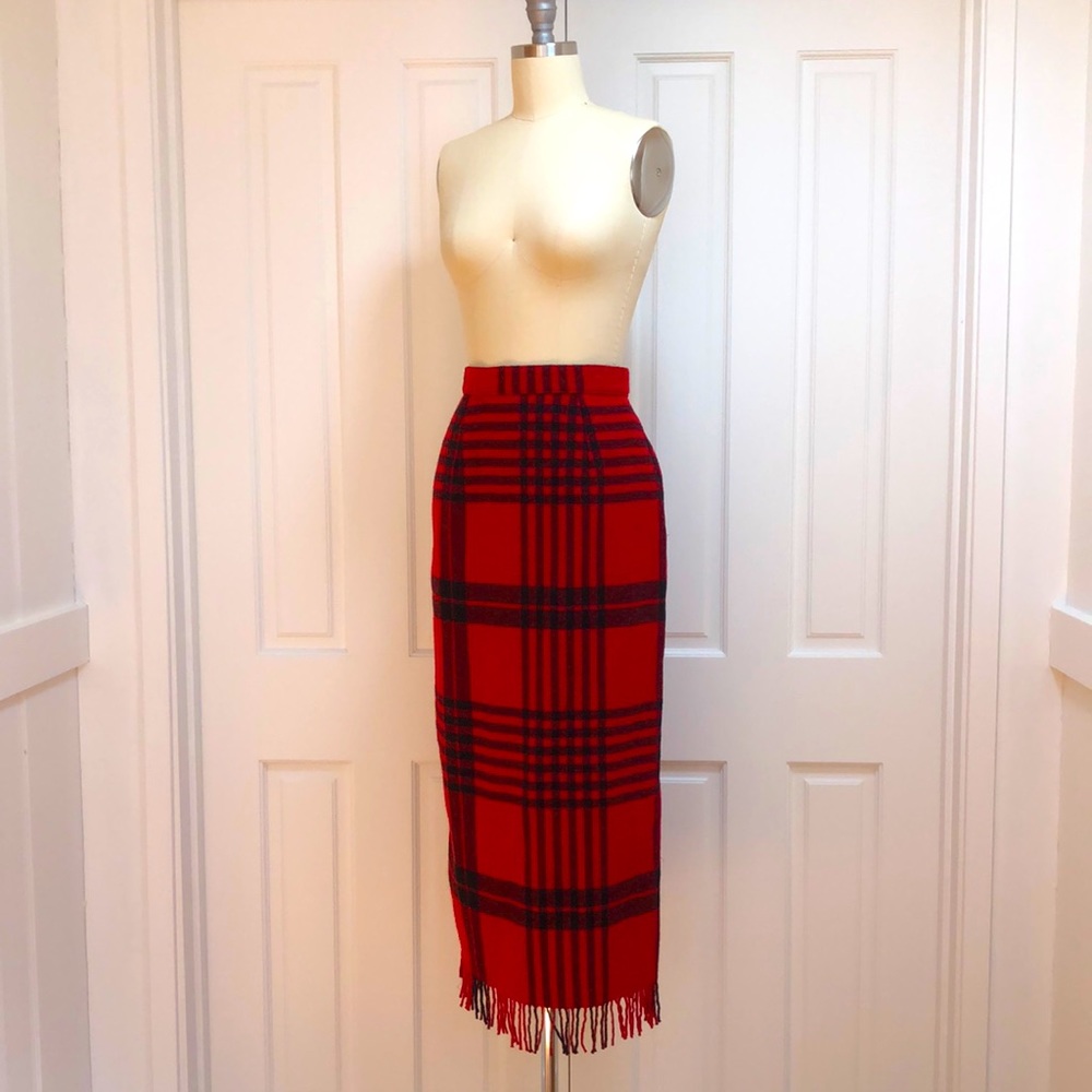 *SOLD* Vintage Woolrich Red Plaid Long Maxi Wool Skirt - 4